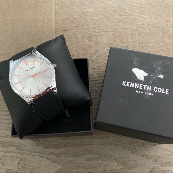 Kenneth Cole Men Watch - Picture 4 of 5